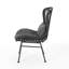 Chaise grise avec base en fer et matériau de rembourrage d'eau à l'extérieur dans une structure à tissage durable