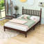 Lit plateforme rétro en bois avec tête de lit en forme de gourde-490590131-474633675