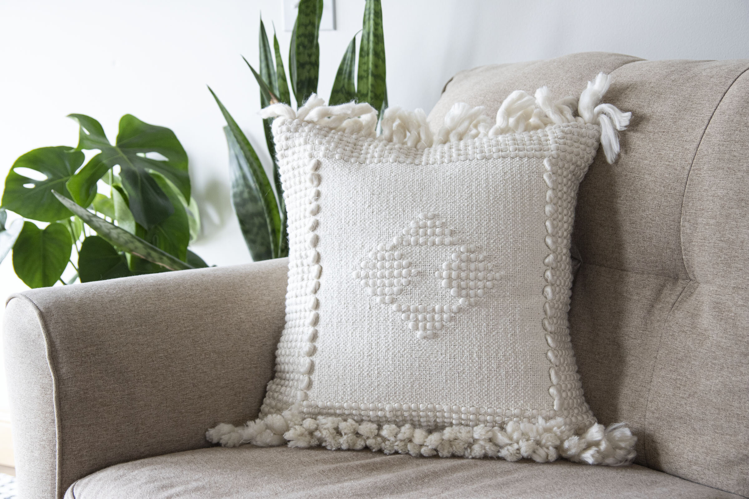 White Diamond Pattern Hand Woven 18x18 Cotton Decorative Throw Pillow with Hand Tied Tassels - Foreside Home & Garden