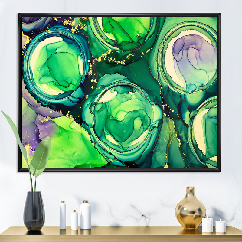 «Green Luxury Abstract Fluid VI», peinture sur toile, H 34 po x l 44 po, Cadre flottant noir