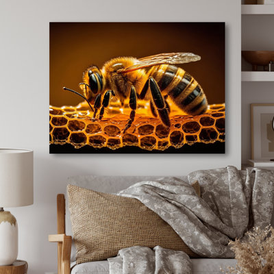 «Bee Flying II», reproduction d'art sur toile