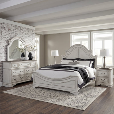 Colchester 5 Piece Bedroom Set
