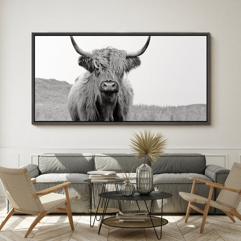 «Animals Highland Cow», portrait en noir et blanc sur toile, H 30 po x l 60 po, Black