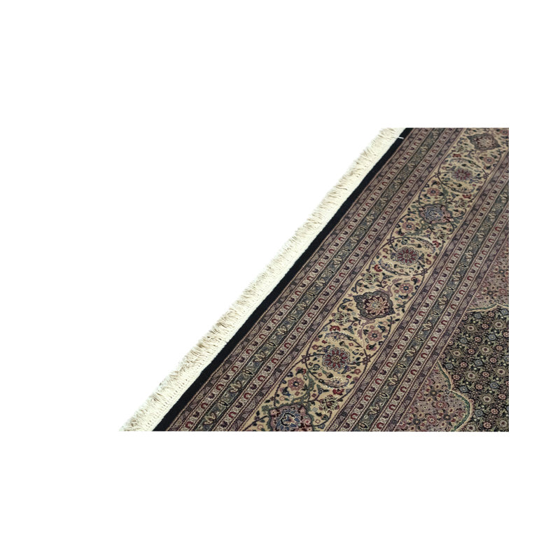 Shah Hand Woven Wool Oriental Area Rug