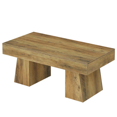 Spacious Wooden Coffee Table with Sturdy Design
