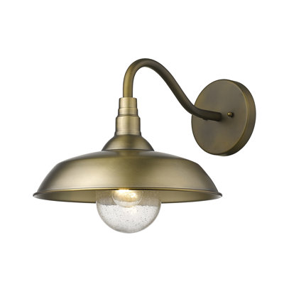 Luminaire de grange d'extérieur H 13,5 po Sussman