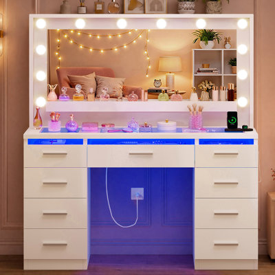 Makeup Vanity Table With Adjustable Lighting, Makeup Vanity Desk with See-through Desktop, Power Outlet, White