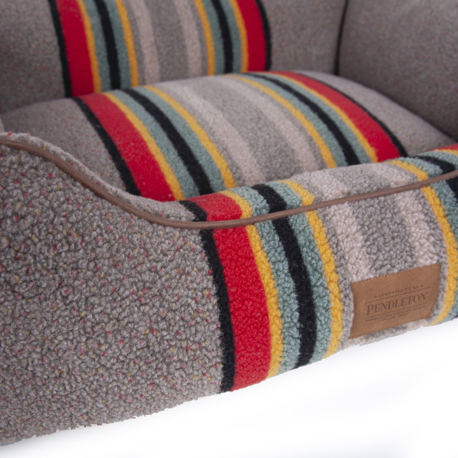 Yakima Striped Pet Bed, Umber Striped Sherpa, X-Large (42" W x 30" D x 10.5" H)