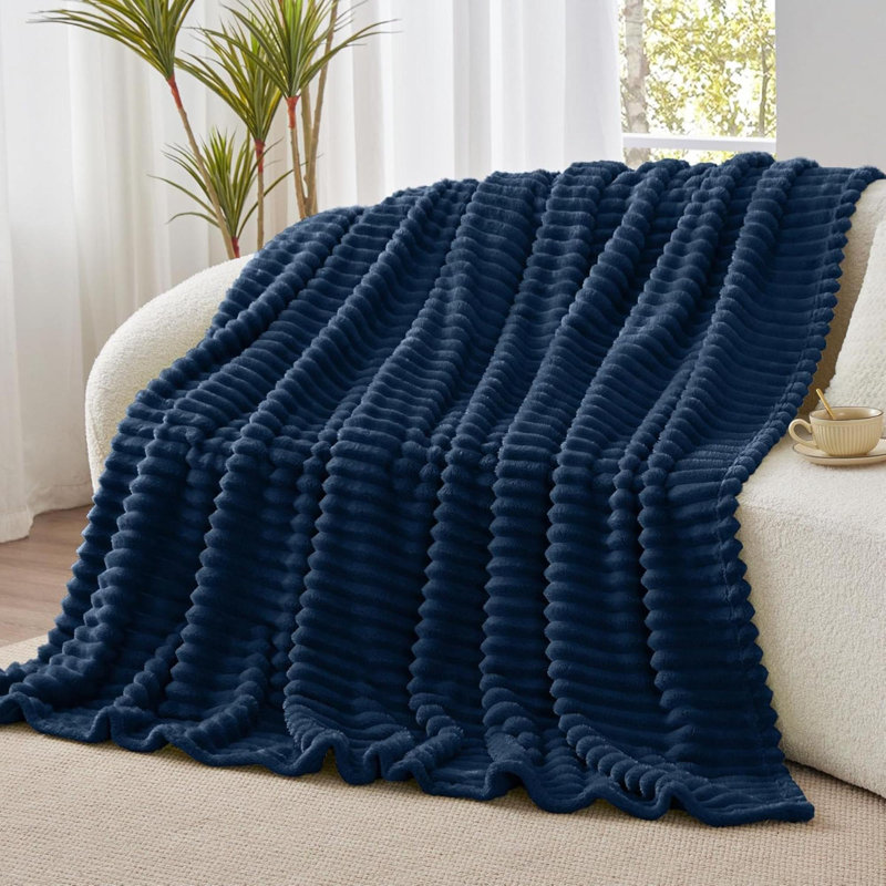 Machine Tufted Throw Blanket, Navy Blue, 200cm x 150cm