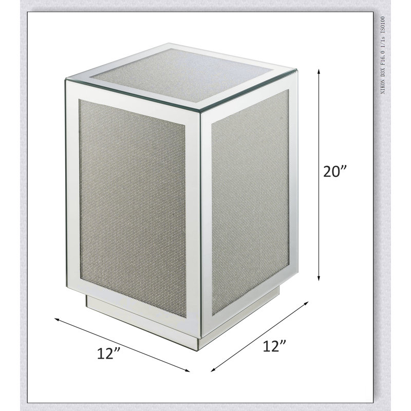 Table d'appoint en miroir Noralie, élégante et compacte pour les espaces de vie modernes