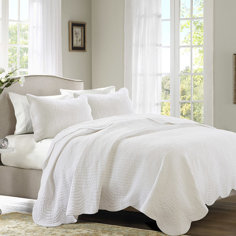 48f-f3cf-1b459 Comforter