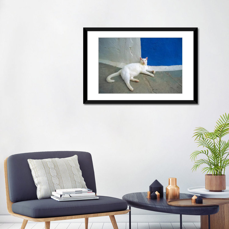 Dites quoi? Santorini, Grèce par Jim Nilsen, impression sur toile tendue sur châssis, Papier d'art encadré noir, Blanc