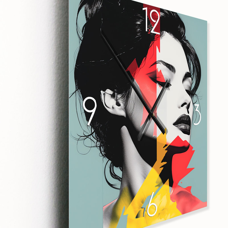 Horloge murale rétro Pop Art, H 32 po x l 16 po x P 1 po