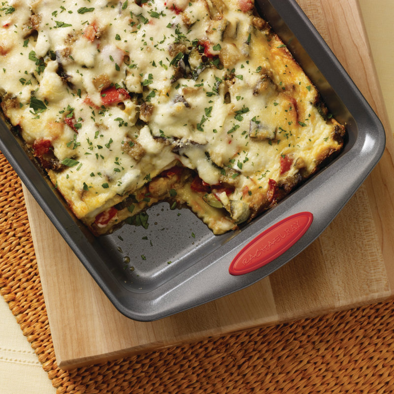 Rachael Ray Yum-O Nonstick Rectangle Bakeware Oven Lovin Cake Pan, Black/Red