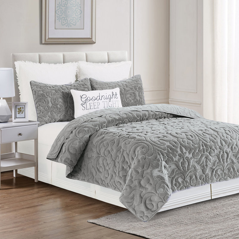 Cornelia Gray Cotton Reversible Quilt Set, Queen Quilt + 2 Shams