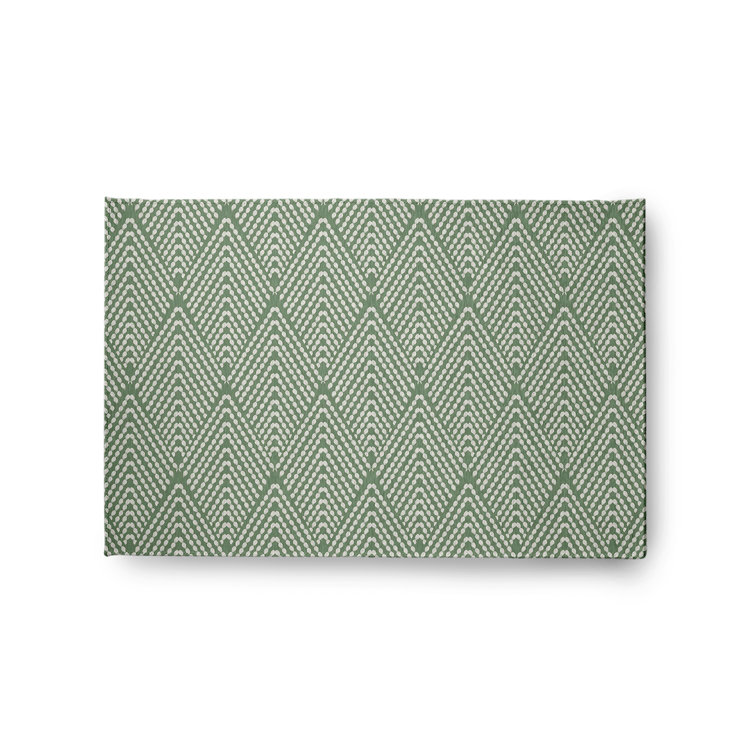 Cynde Chenille Chevron Indoor Rug
