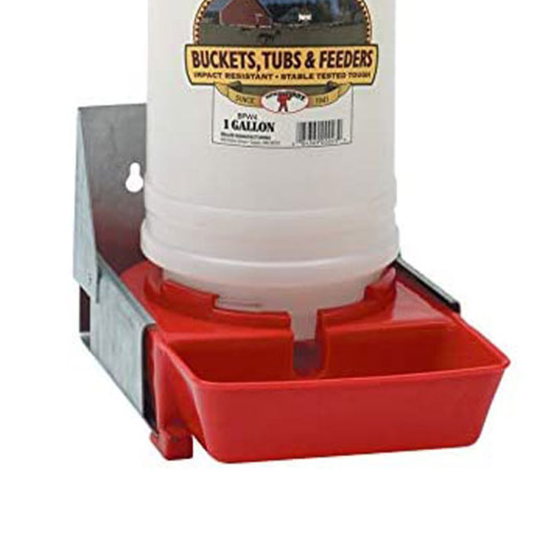 128oz. Piglet Waterer