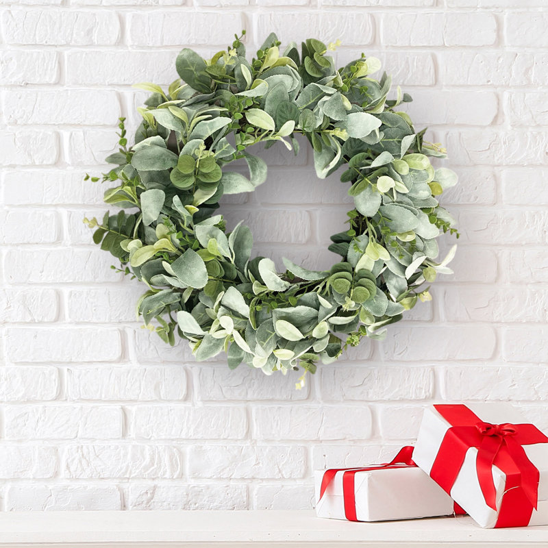 24" Mixed Greenery & Eucalyptus Wreath