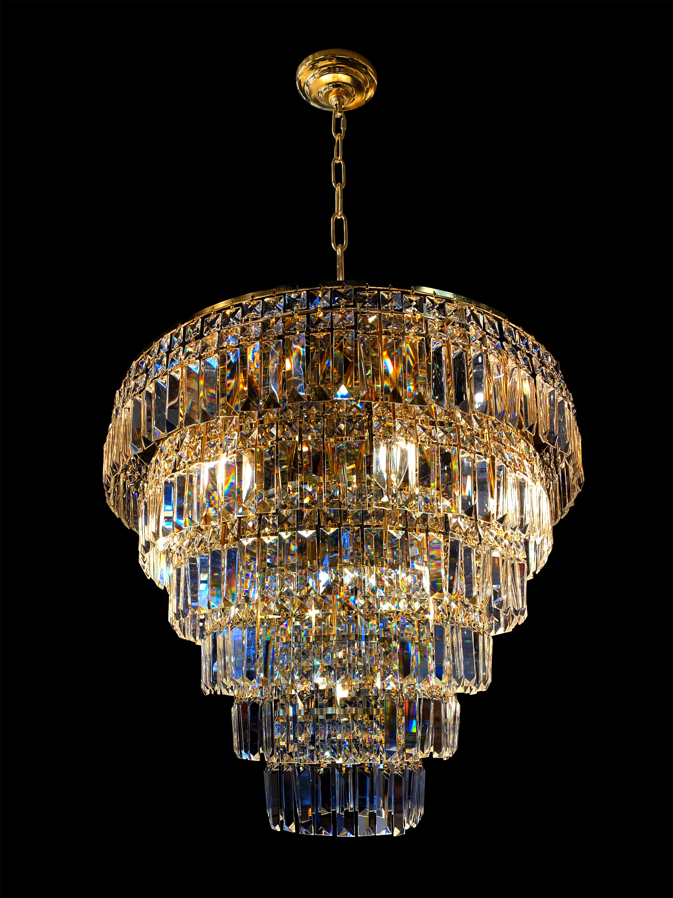 https://assets.wfcdn.com/im/00944558/compr-r85/2602/260257758/carlill-13-light-dimmable-tiered-chandelier.jpg