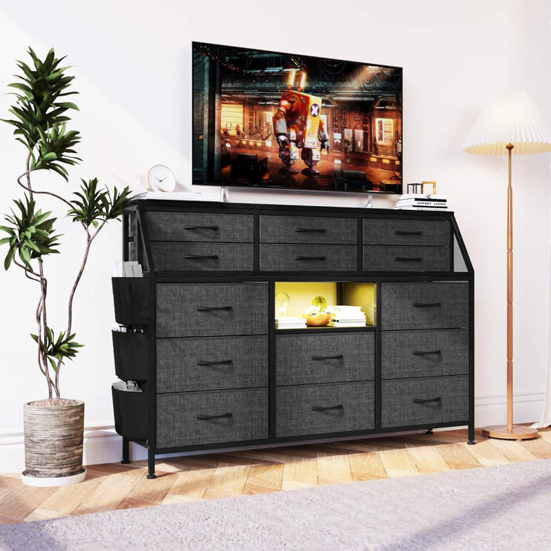 Commode l 55 po avec lumières à DEL et prises de courant, Noir, noir, noir, noir