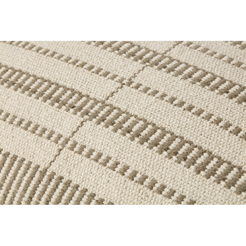 Coussin Magnolia Home par Joanna Gaines X Loloi Marion, Duvet