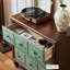 Commode peinte de style américain