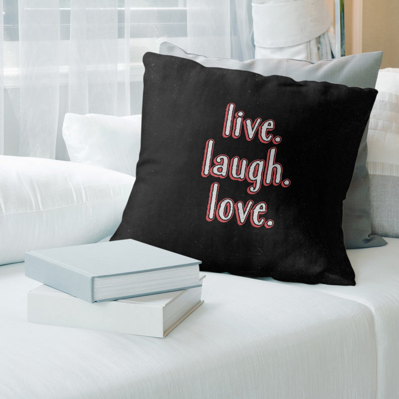 Coussin de style tableau noir Live Laugh Love, 18 po x 18 po, Rouge, Pas de remplissage