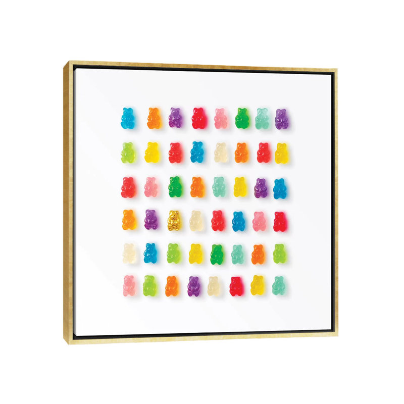 Reproduction de photo « Rainbow Bears » par Erin Summer, Pas de tapis, H 26 po x l 26 po x P 1,5 po, Toile encadrée d'or