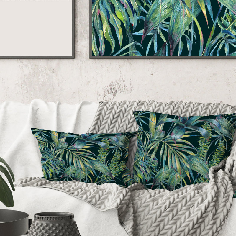 Carré, feuilles naturelles exotiques sur fond foncé I - Coussin décoratif imprimé tropical, 16" x 16"