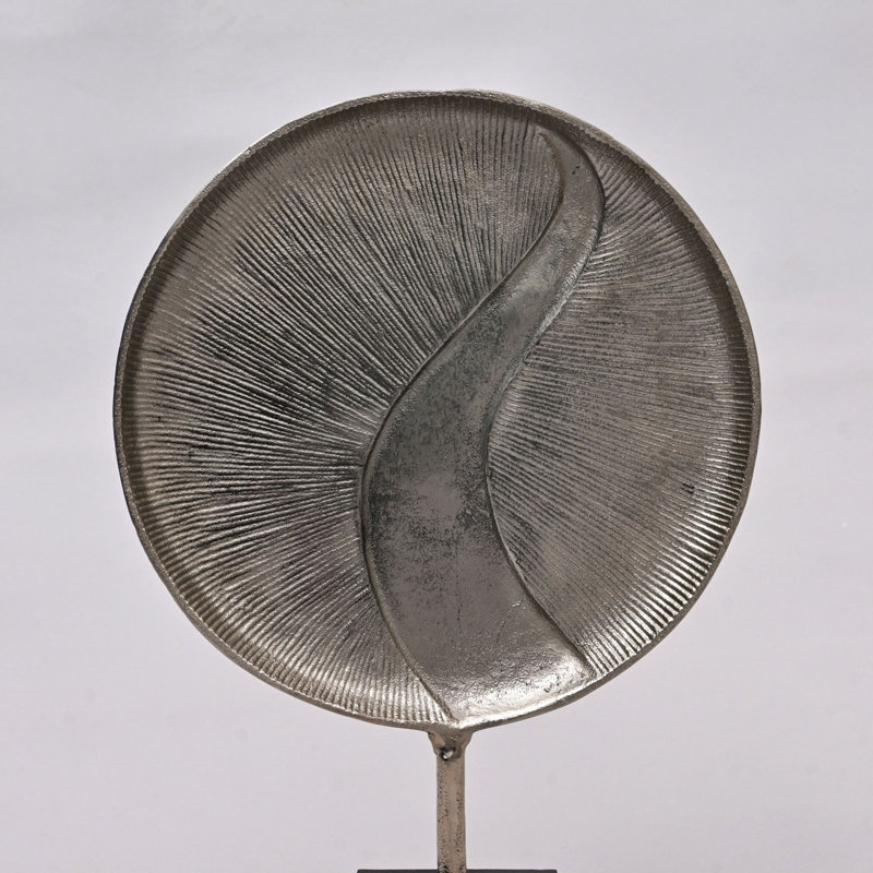 Décoration de table sphérique métallique - Sculpture en aluminium avec base noire