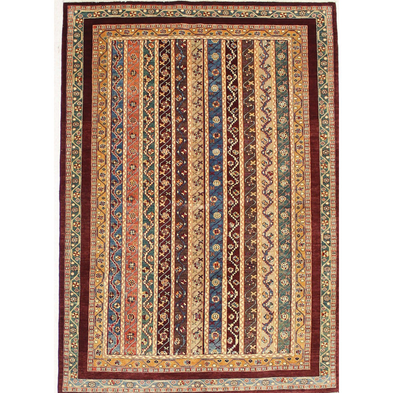 Tapis de style tribal 5 x 8