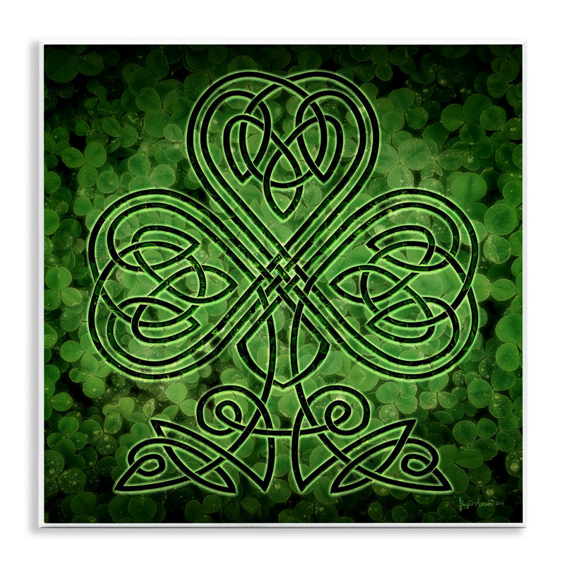 «Ay-870-Wood Green Celtic Shamrock Knot On Canvas» par Brigid Ashwood, reproduction