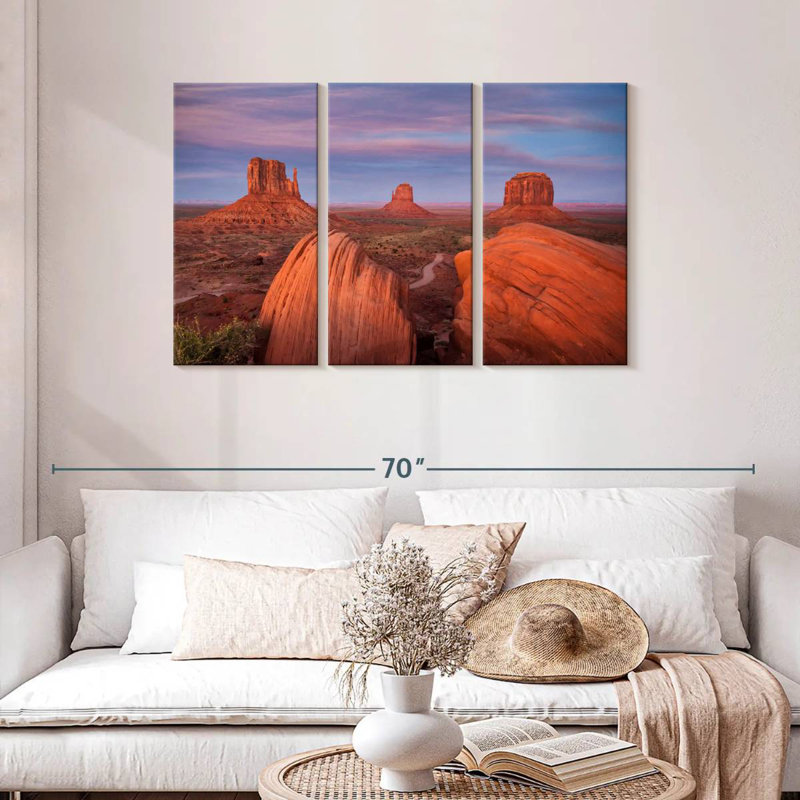 Alvord les mitaines dans Monument Valley au coucher du soleil, H 28 po x l 45 po