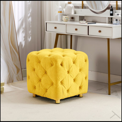 Repose-pieds rembourré en velours beige moderne, petite table de bout exquise, repose-pieds moelleux avec rangement dissimulé