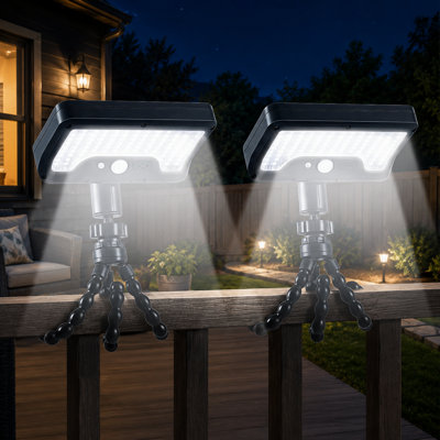 Ensemble de 2 lumières de sécurité à capteur de mouvement solaire, 92 DEL 600LM avec trépied flexible et pince pour clôture, gouttière, arbre, patio