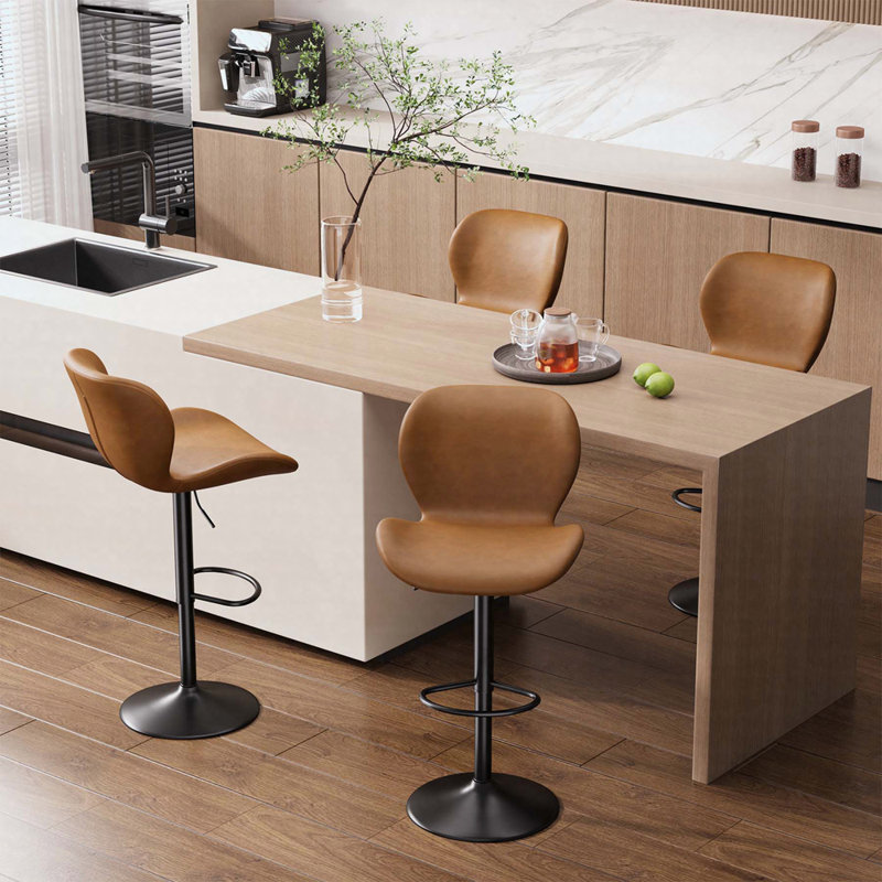Ensemble de 2 tabourets de bar pivotants réglables en cuir synthétique avec dossier et repose-pieds 22,2 à 31 po, Brun