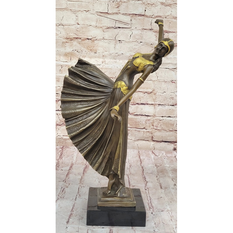 Figurines et sculptures