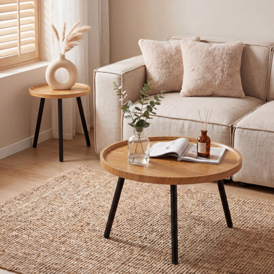 Set of 2 Round Nesting Coffee Tables, Walnut Wood & Metal Accent Side Tables with Raised Edge, Space-Saving Sofa Center Table for Living Room, Natural
