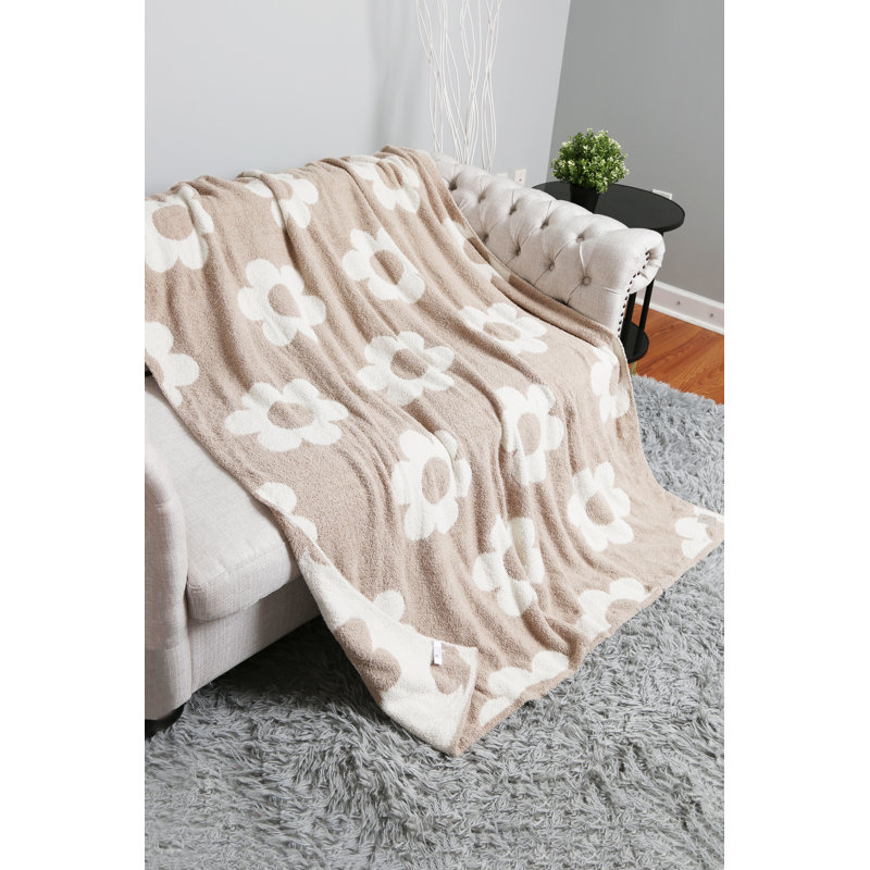 Retro Daisy Pattern Luxury Soft Throw Blanket, Beige