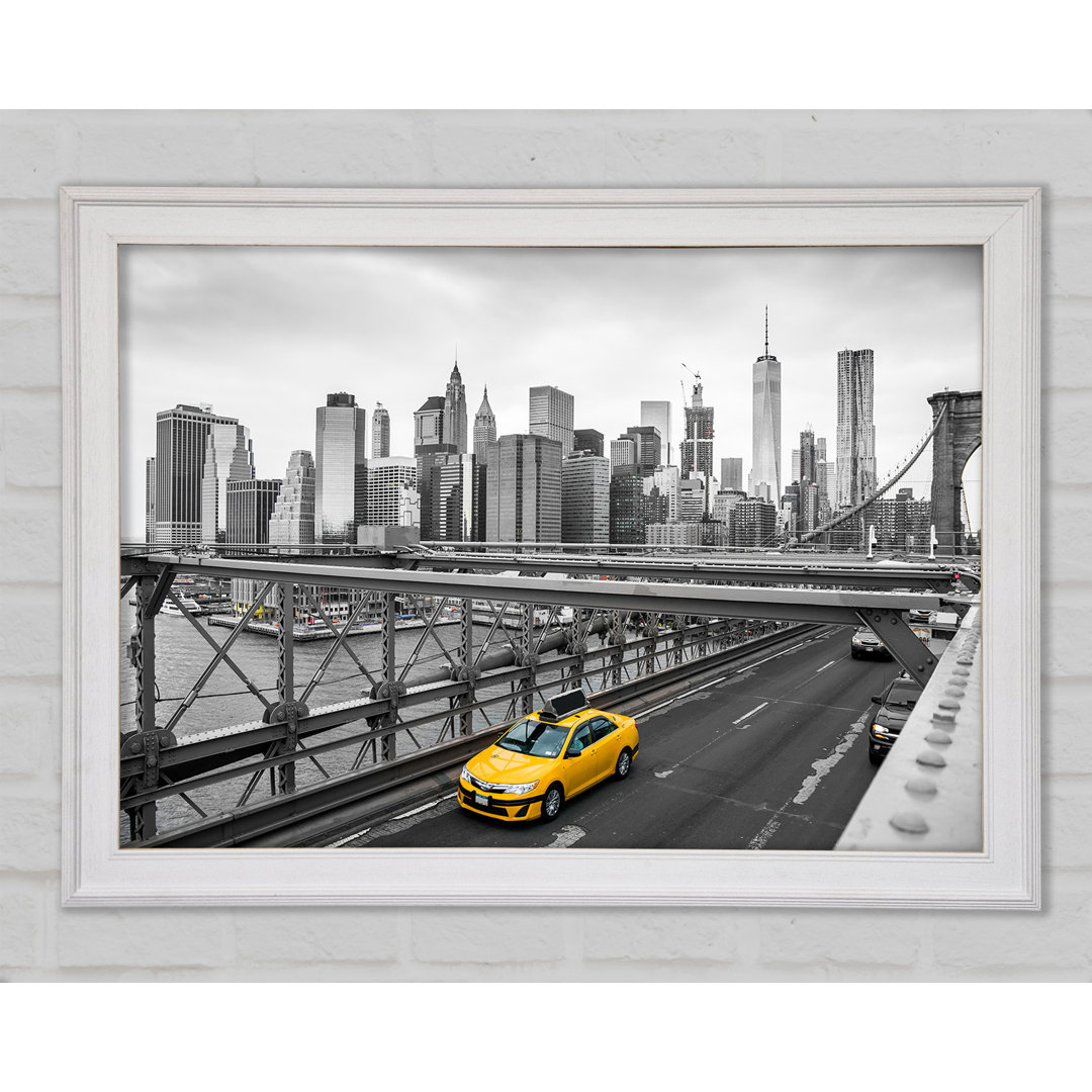 New York On The Bridge Yellow Cab - Einzelne Bilderrahmen Kunstdrucke