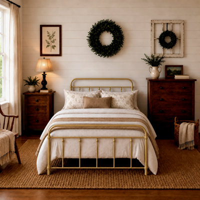 Colina Metal Bed