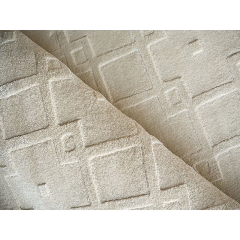 Camora Modern Handmade Silky Nylon Beige Area Rug, Rectangle 9' x 12'