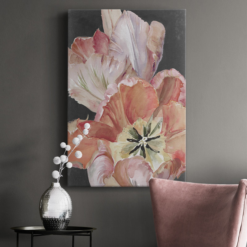 Pastel perroquet tulipe I - peinture sur toile tendue, H 60 po x l 40 po x P 1,5 po