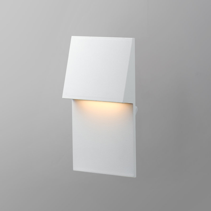 Pathfinder-Outdoor Pathway Light, White