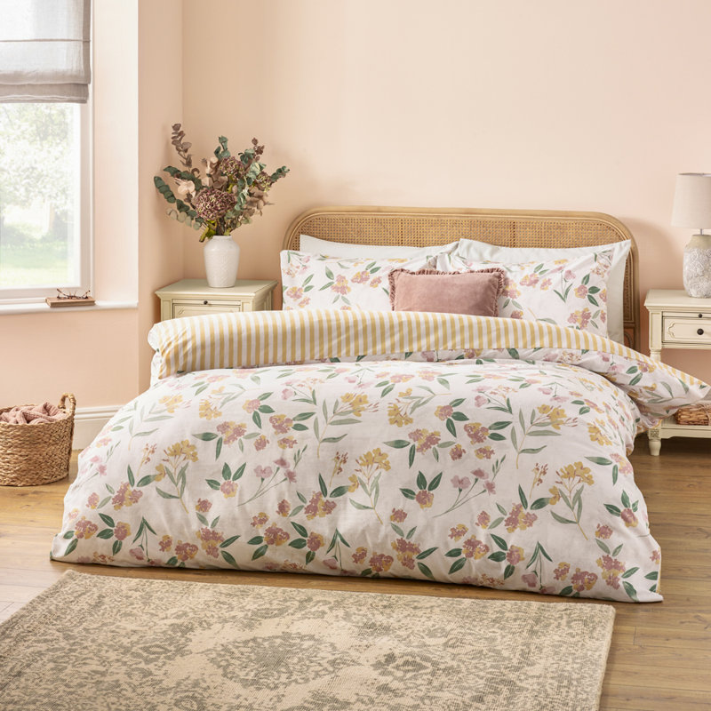 Betsie Yellow Cotton Reversible Bedding Set, King Duvet Cover Set + 2 Standard Pillowcases