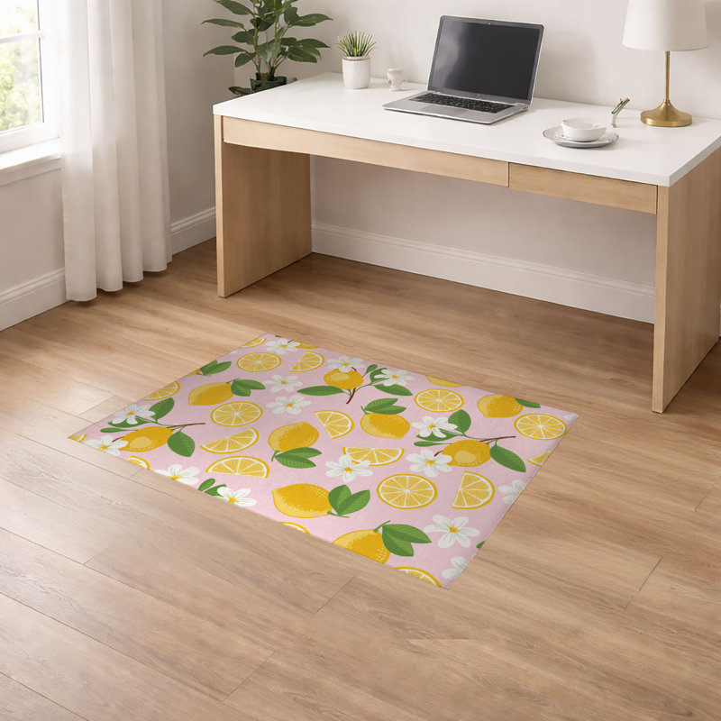 Tapis de bureau léger et antidérapant Lemmie, L 84 po x P 60 po, Rose
