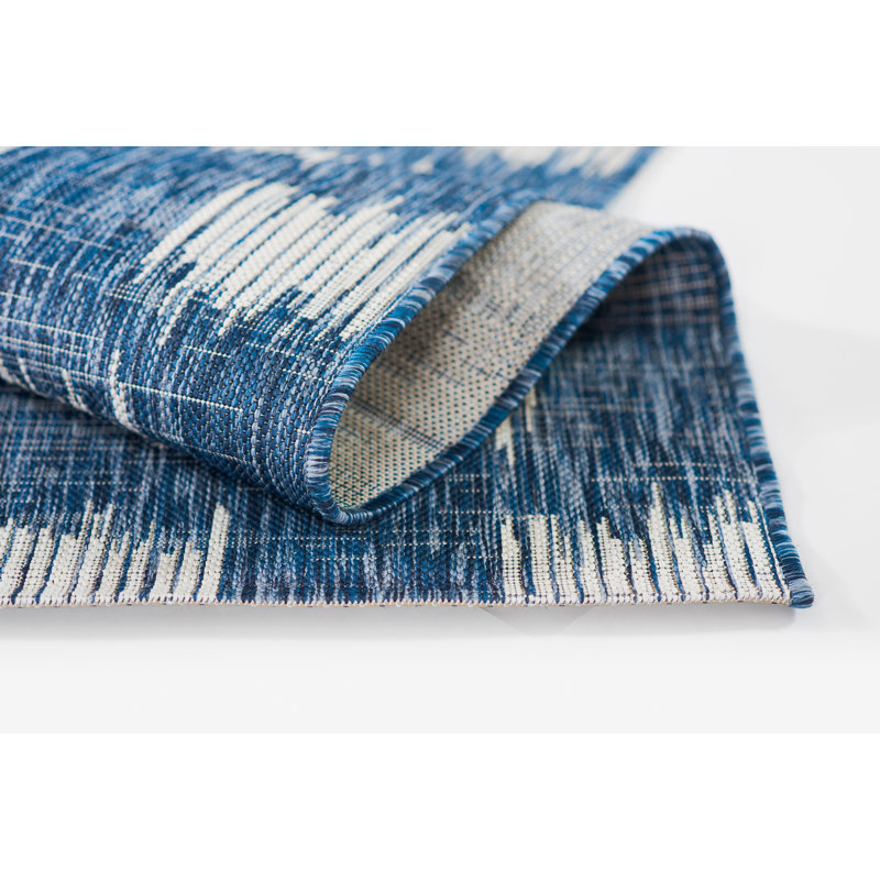 Geometric Indoor / Outdoor Rug, Runner 2' x 6'