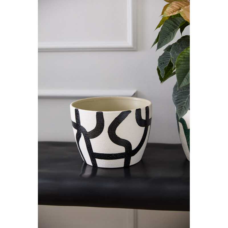 Pot Leshawn 9,5 po x 6,5 po, Noir