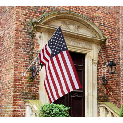 Ensemble de drapeaux en polyester 72 po x 60 po Suzan