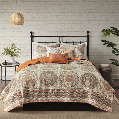 Literie florale orange avec courtepointe et coussins, chambre en tissu de microfibre réversible 6 pièces en orange, motif taupe, doux, 3 coussins inclus